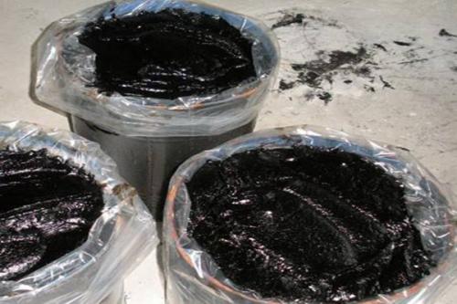 在施工中瀝青麻絲和瀝青瑪蹄脂的區別是什么？  第2張