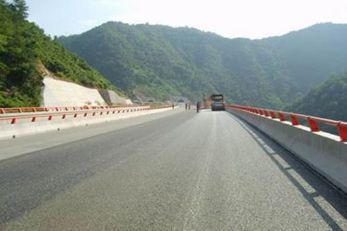 混凝土路中的質量缺陷有哪些？