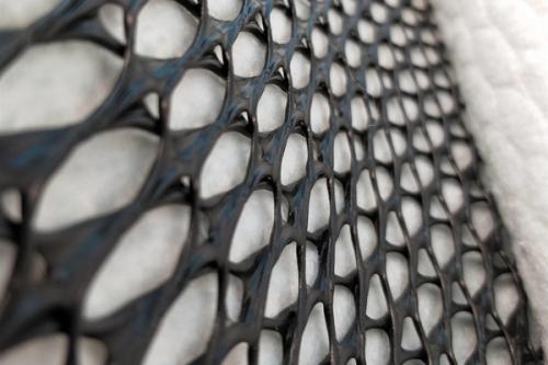 復合排水網和復合排水隔離墊的區別